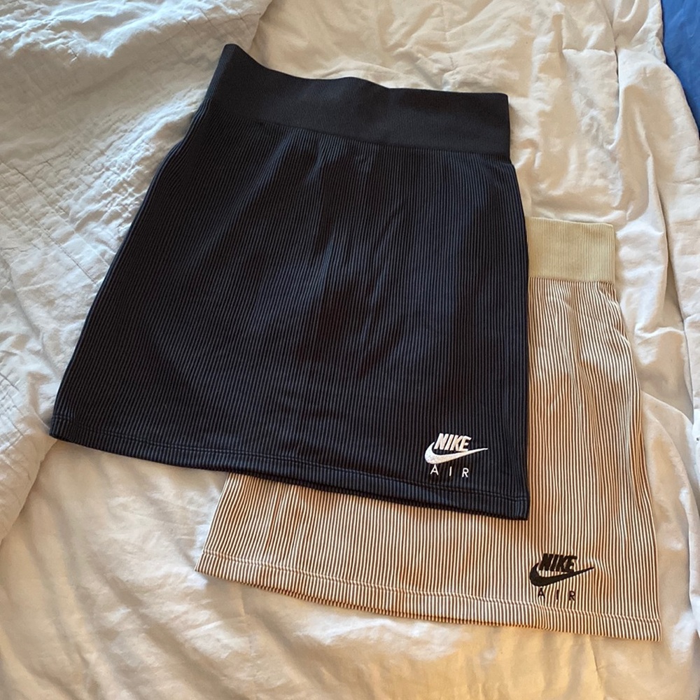 Bundle (2) Nike skirts